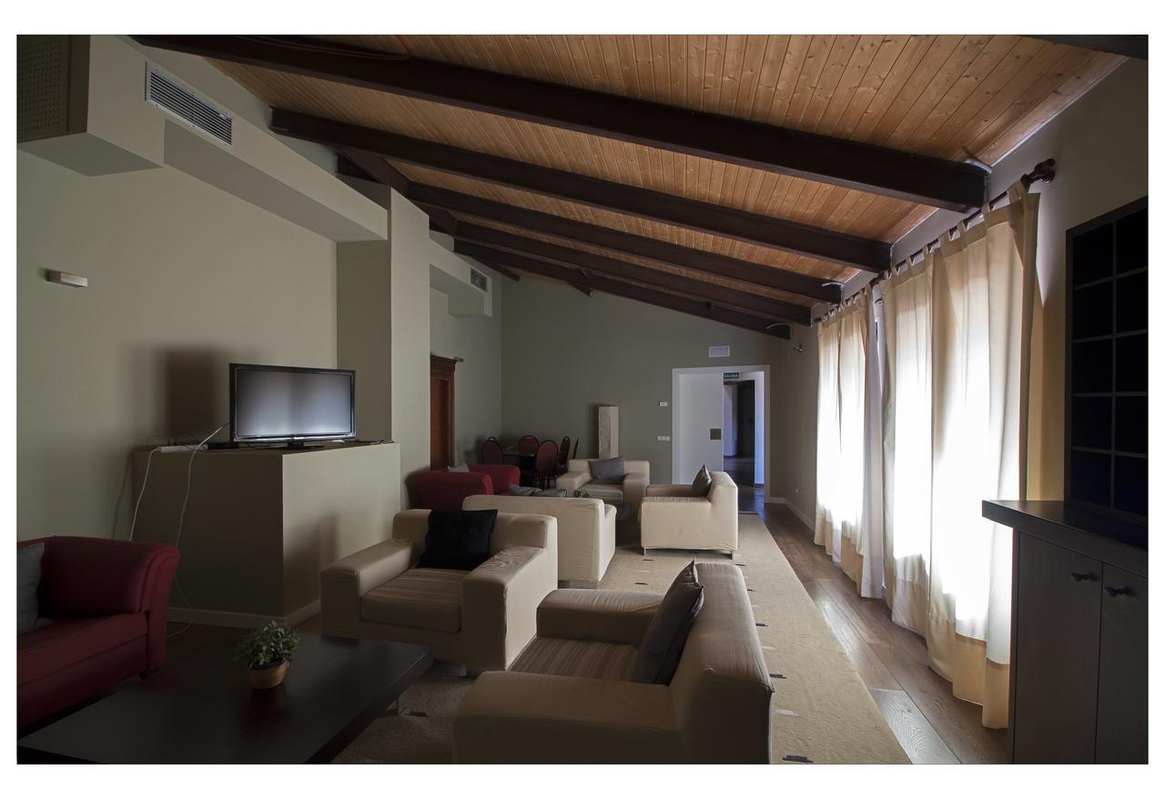 Posada La Casona De Valbuena فالبوينا دي دويرو المظهر الخارجي الصورة