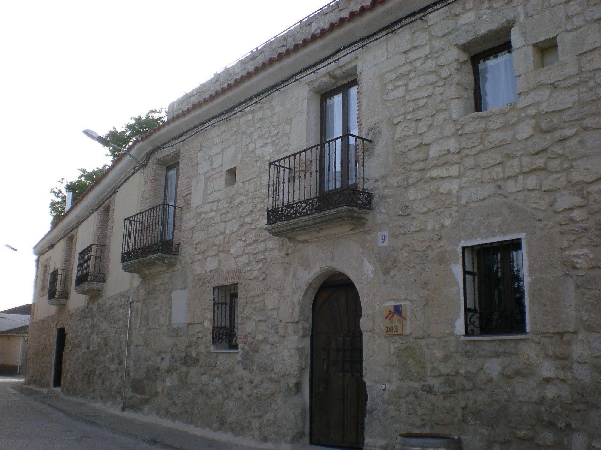Posada La Casona De Valbuena فالبوينا دي دويرو المظهر الخارجي الصورة